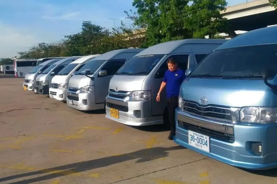 SEWA VAN BANGKOK – Bangkok Pattaya One Day Trip
